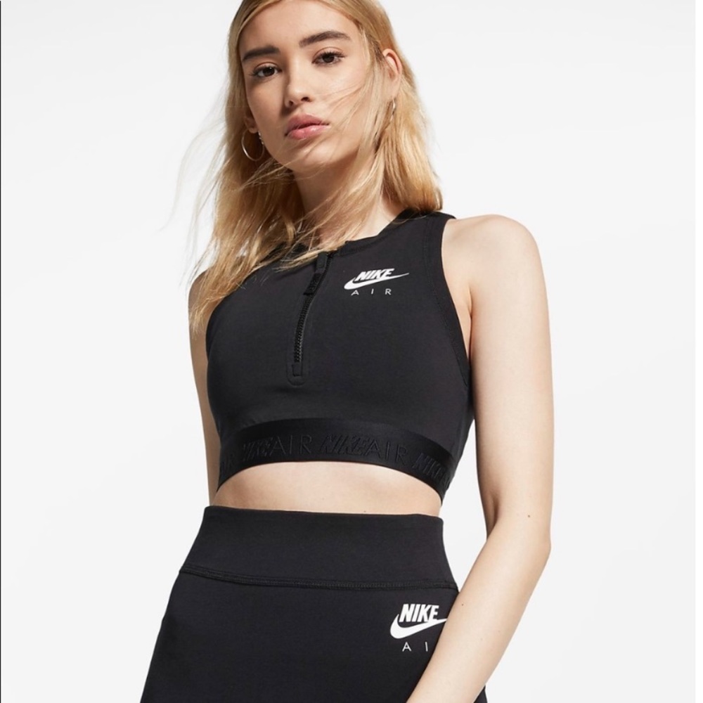 NIKEAIR | Zip-Front Cropped Tank